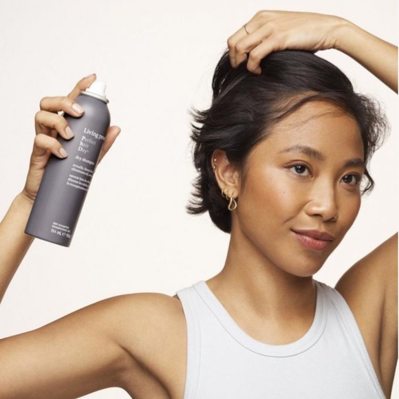 LIVING PROOF Perfect Hair Day Dry Shampoo HAIR KIT - Picture 8 of 16